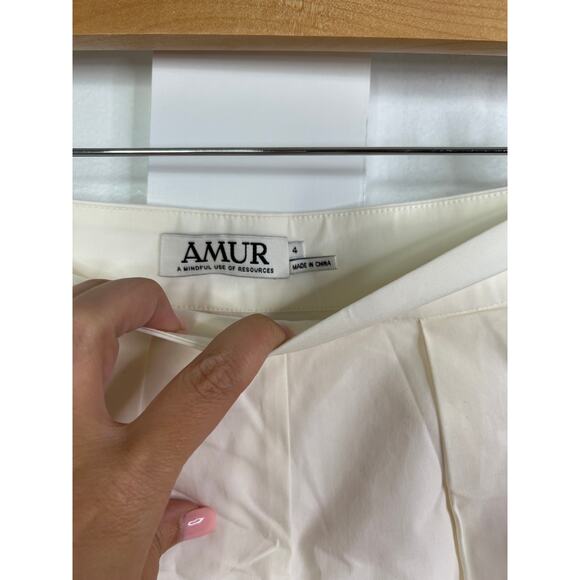 NWT AMUR Teri Flair Pleated Side Zip Ivory White Cotton Short - Picture 4 of 8